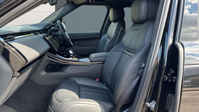 Land Rover Range Rover Sport 3.0 D300 Autobiography 5dr Auto Diesel Estate - Image 3
